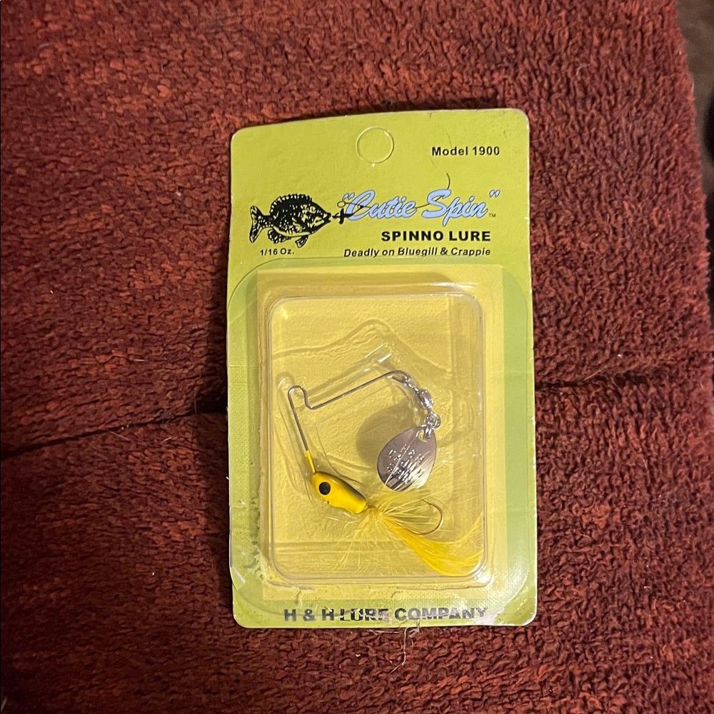 Little Spin Spinner Lure - Yellow and Silver